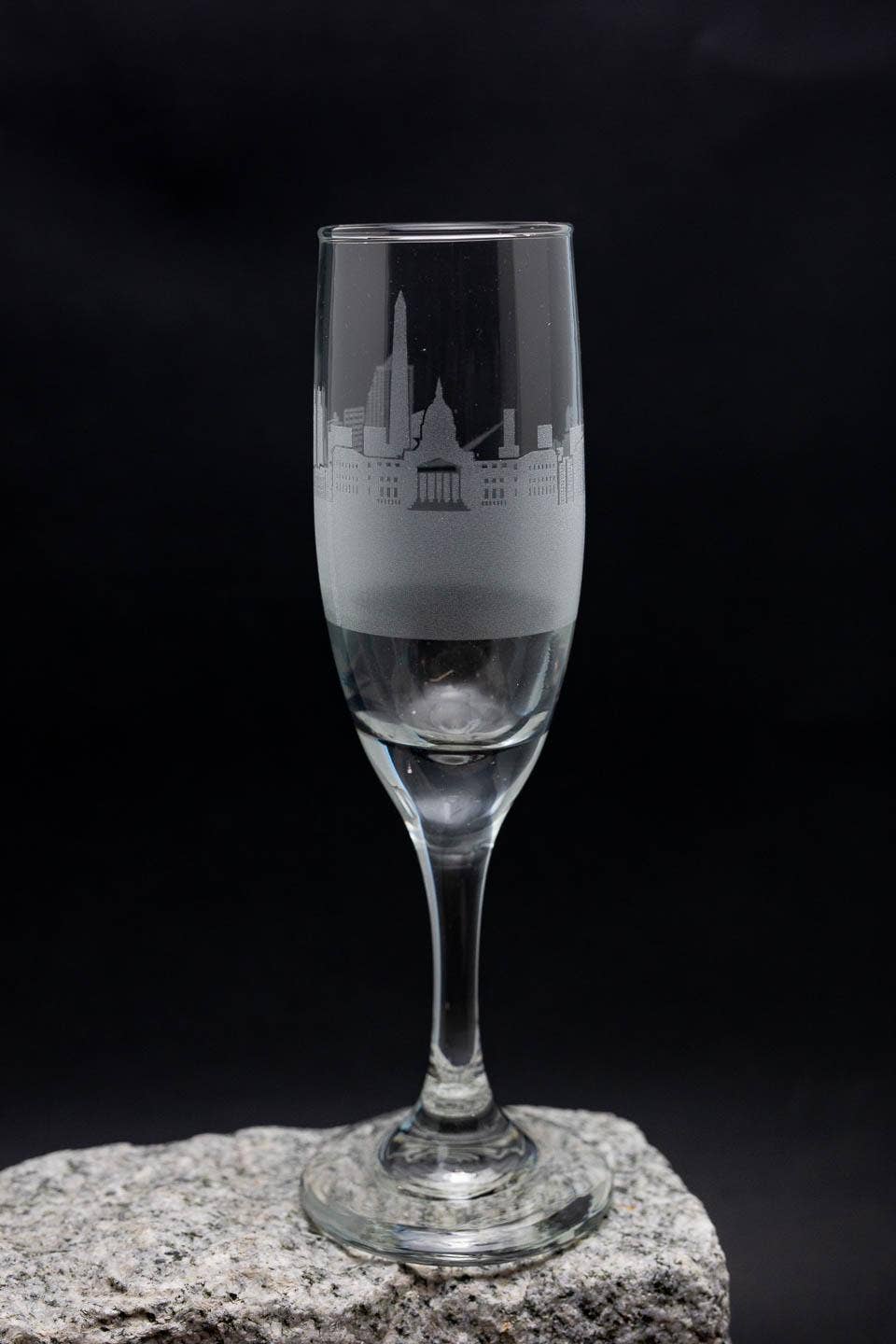 Urban & Etched – wholesale Champagne flute – Buenos Aires, Argentina, Skyline Champagne Flute Barware4
