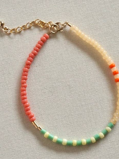 LENTE armbånd med perler - chai latte, grøn æble og dusty rose for engroshandel hos SAN SAN