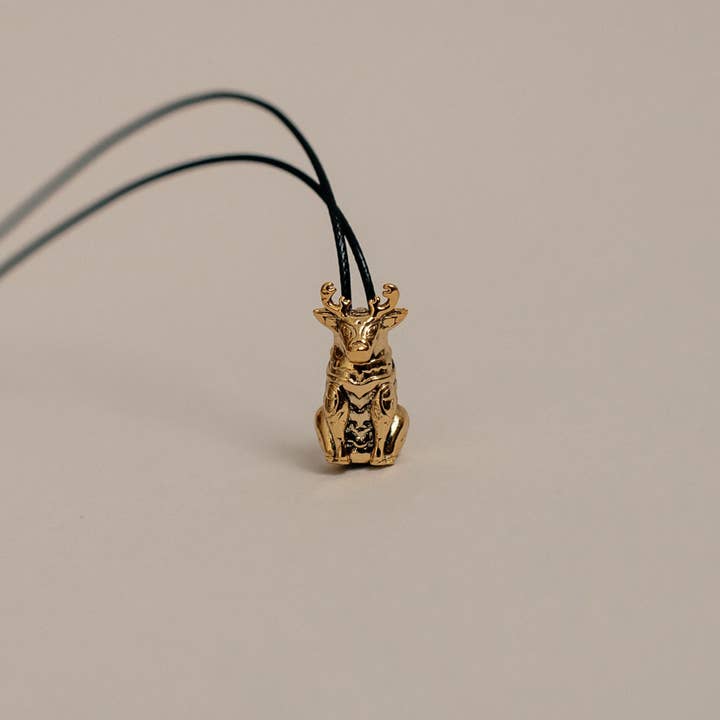 My Totem Tribe - Vente Colliers à pendentif - Cerf My Totem Tribe Spirit Pendentif en forme d'animal tribal Zodiaque