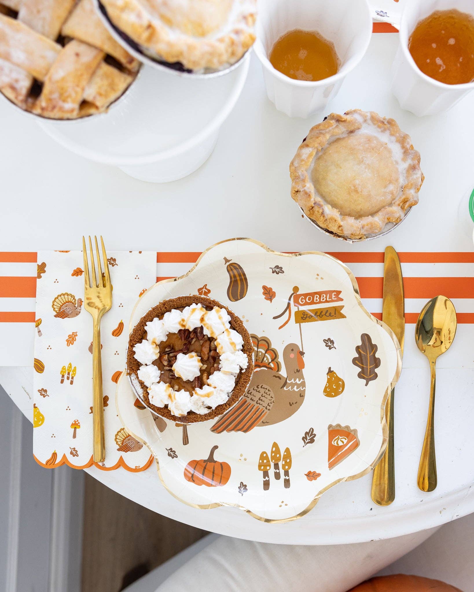 My Mind’s Eye - Wholesale Disposable Napkin - THK1239 - Thanksgiving Icons Dinner Napkin1