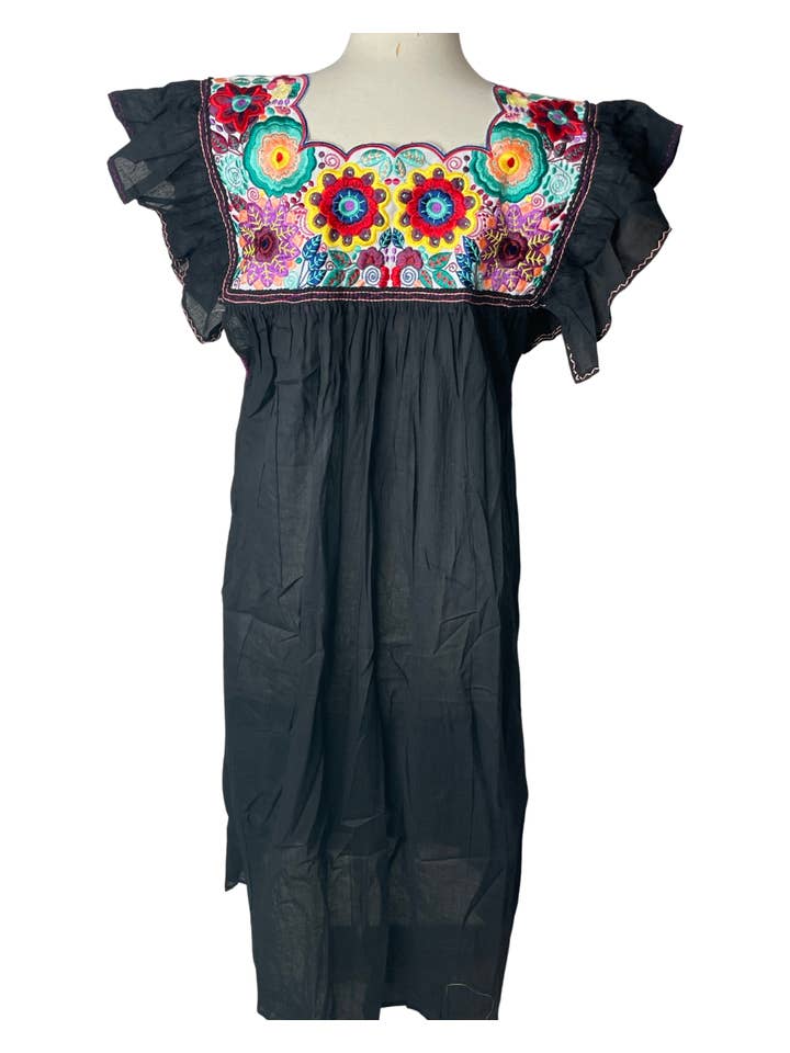 Pink and Silver - Vente Robe – femme - Robe à empiècement brodé mexicain
(Plusieurs couleurs disponibles)16