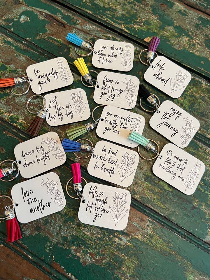 portachiavi di ispirazione minimalista per la vendita all'ingrosso da parte di Suchfungoods