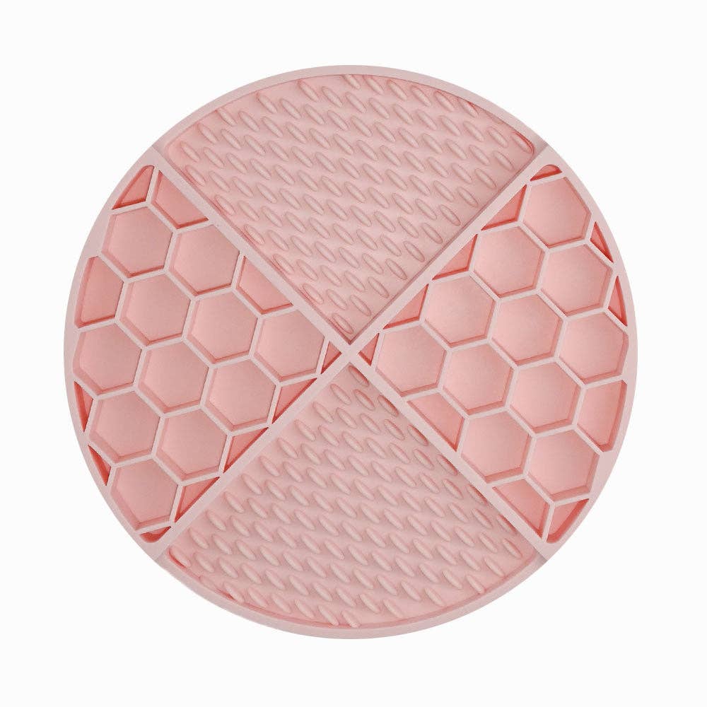 Cheerhunting - Vente Tapis de gamelle – chien - Bowlo - Tapis à lécher en silicone pour animaux13