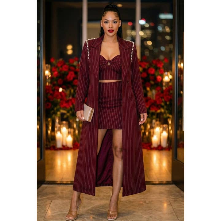 Bordeauxstribet tredelt jakkesæt for engroshandel hos omgstyles