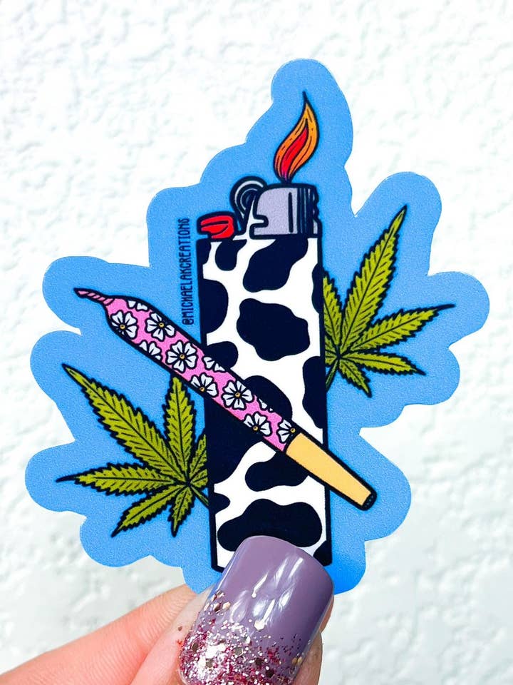Adesivo Cow Print Lighter |Adesivo 420 | Adesivi per Hydrof per la vendita all'ingrosso da parte di Michaela K Creations