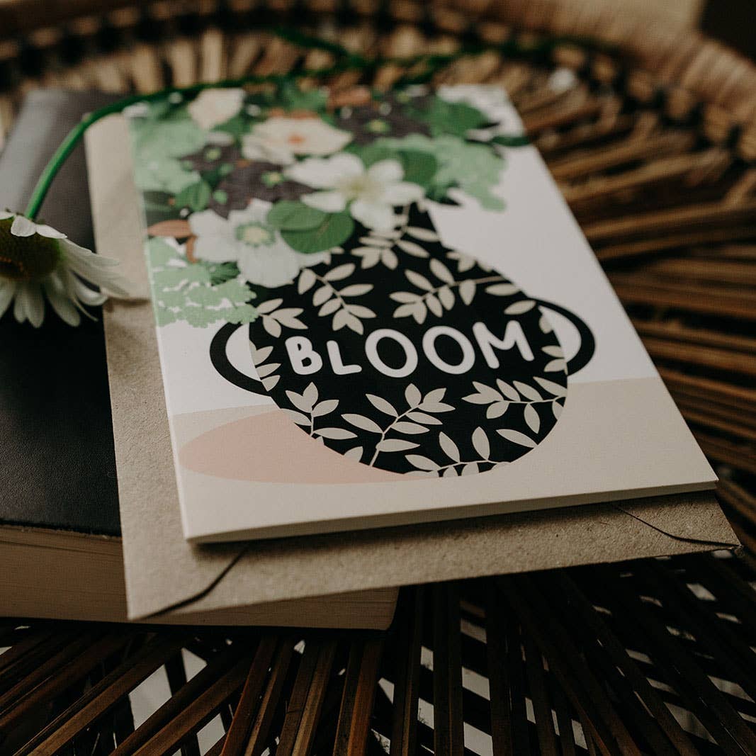 Wildwood Paper – wholesale Everyday greeting card – Bloom Flower Vase Everyday Just Because Floral Greeting Card2