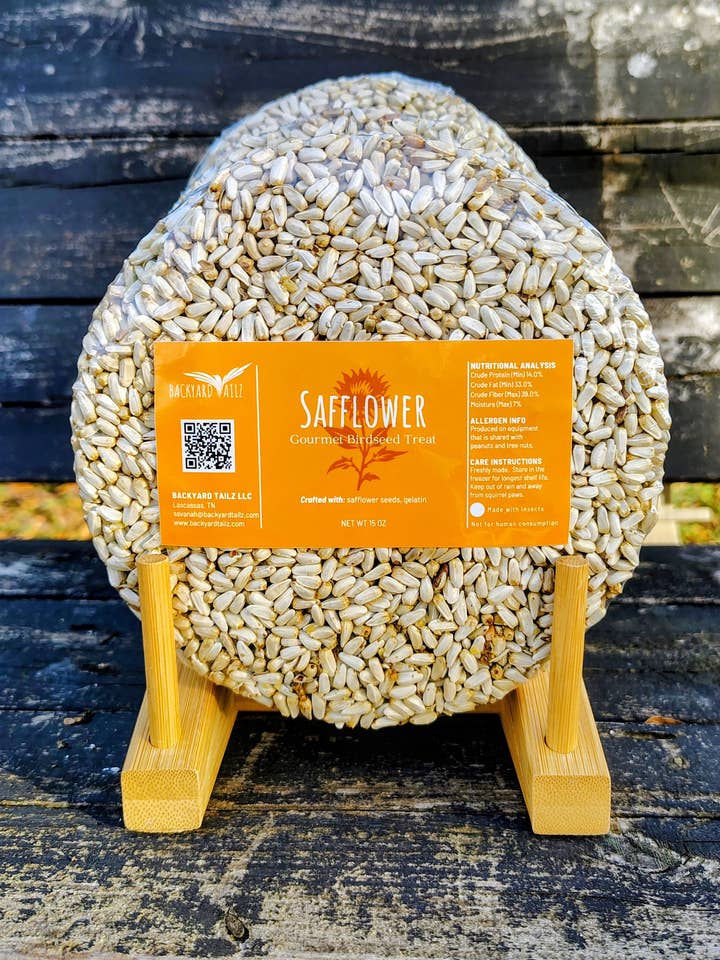 Stackable 6" Birdseed Patties (Safflower) for wholesale by Backyard Tailz