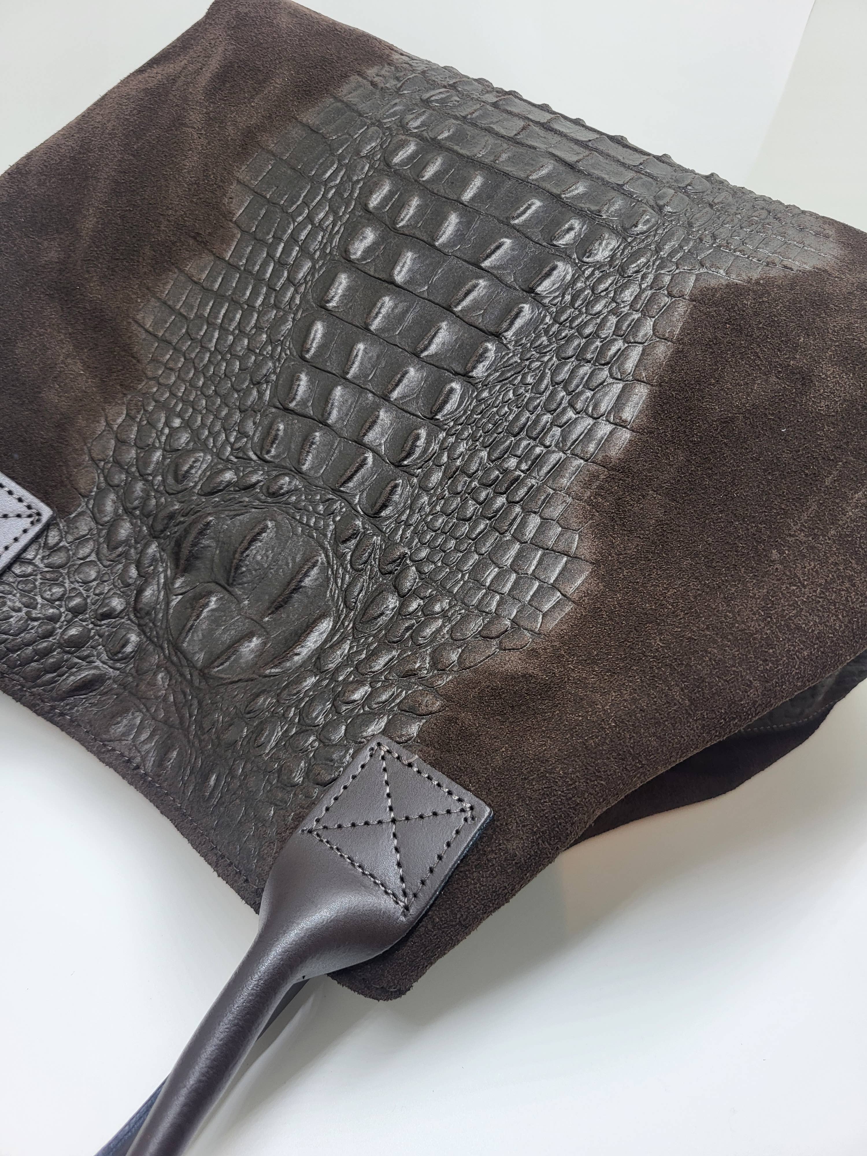 ZEEN - Wholesale Top Handle Bag - Women's - LOLA Croco Choco leather BAG3