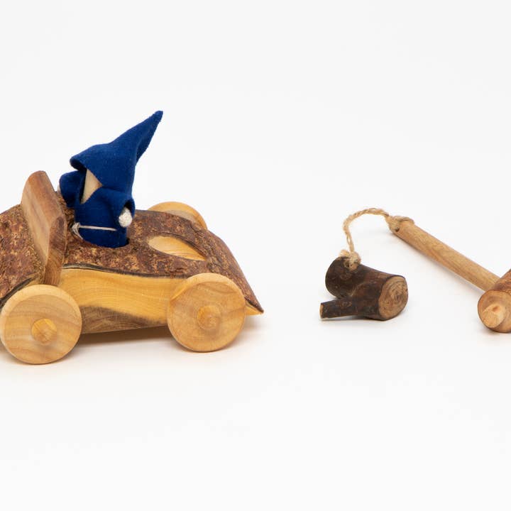 Tree Tow Truck for wholesale by Tree Blocks