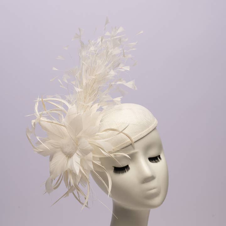 KaKyCo - Wholesale Fascinator hat – Women's - Small Base With Variety Feather On Top Fascinator | AJ780S4