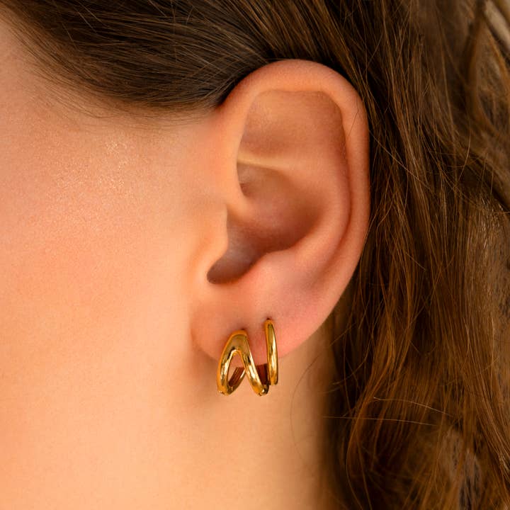 Gold Dubbele hoepels for wholesale on Faire1