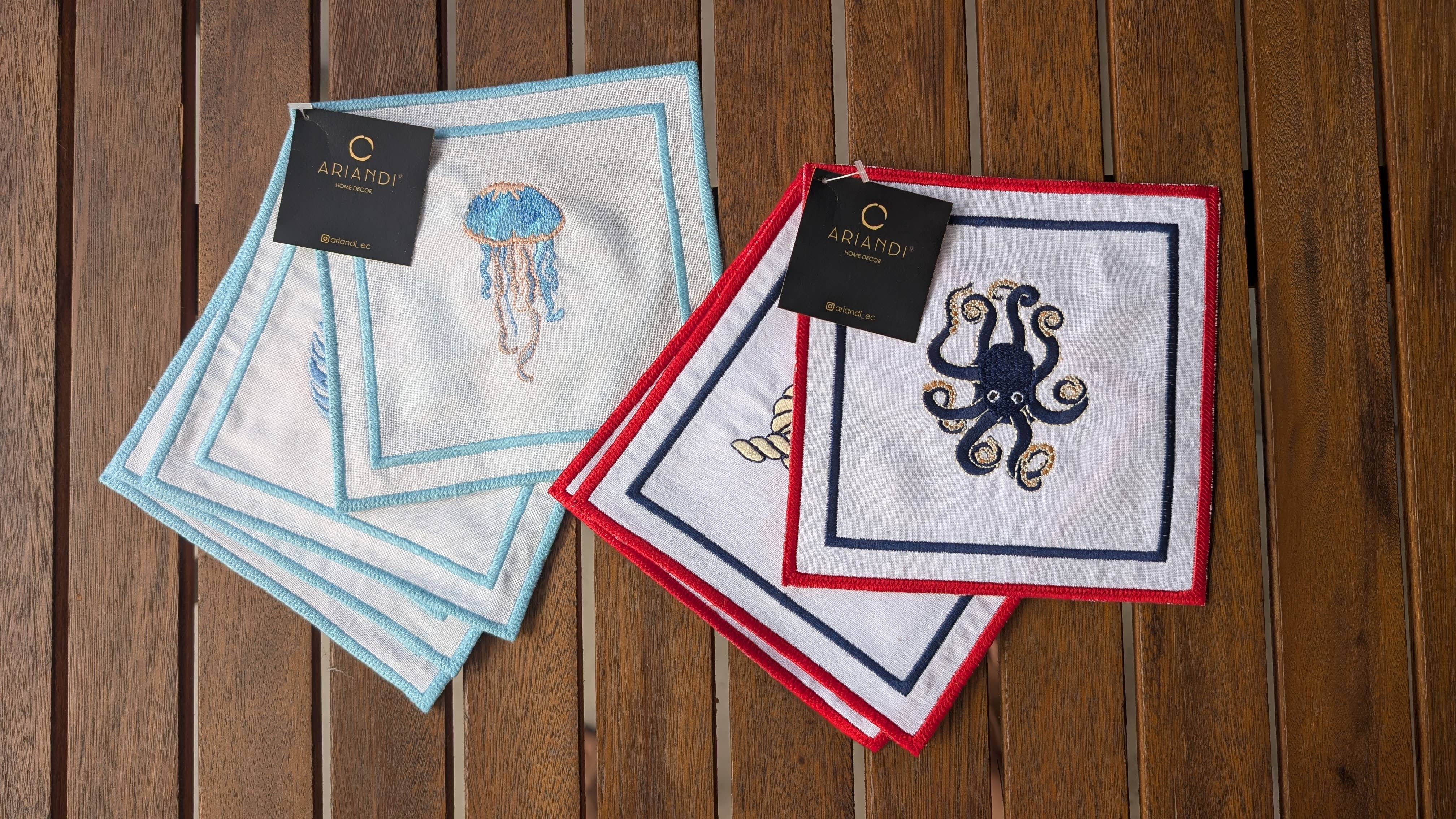 ARIANDI - Vente Serviettes de table en tissu - Ensemble de 4 serviettes à cocktail brodées avec des icônes nautiques2