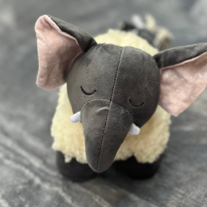 Eco Elephant Hundespiel für den Großhandel von Paws the Planet