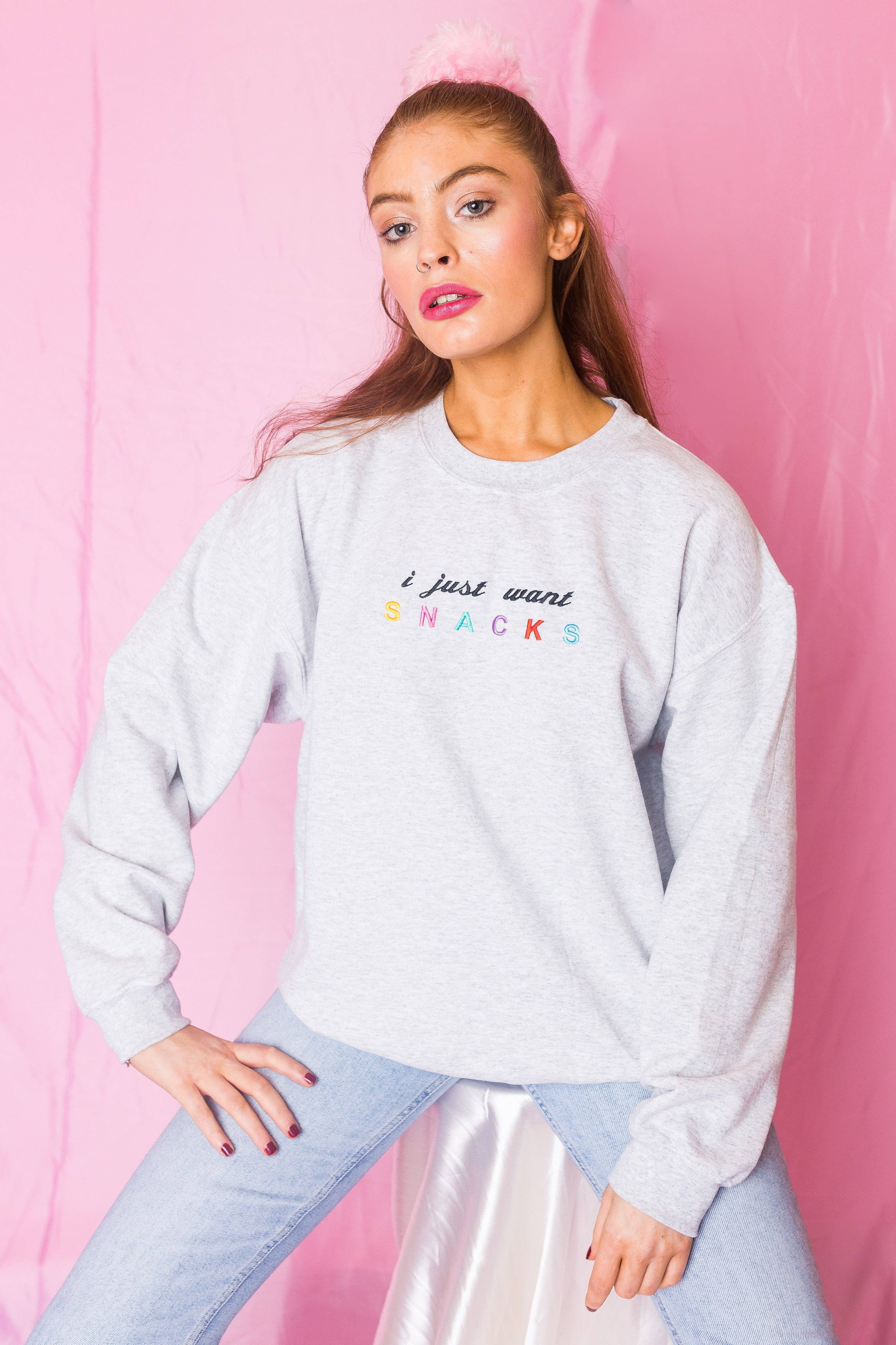 Limpet Store - Vente Sweat-shirt – femme - Sweat-shirt brodé « I Just Want Snacks »6
