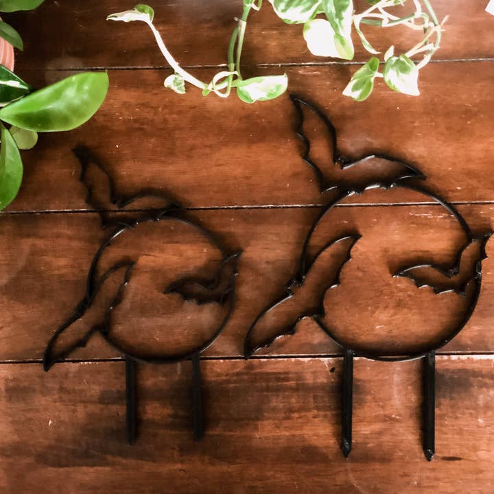 Pine & Sprout - Wholesale Trellis - Bats Houseplant Trellis2