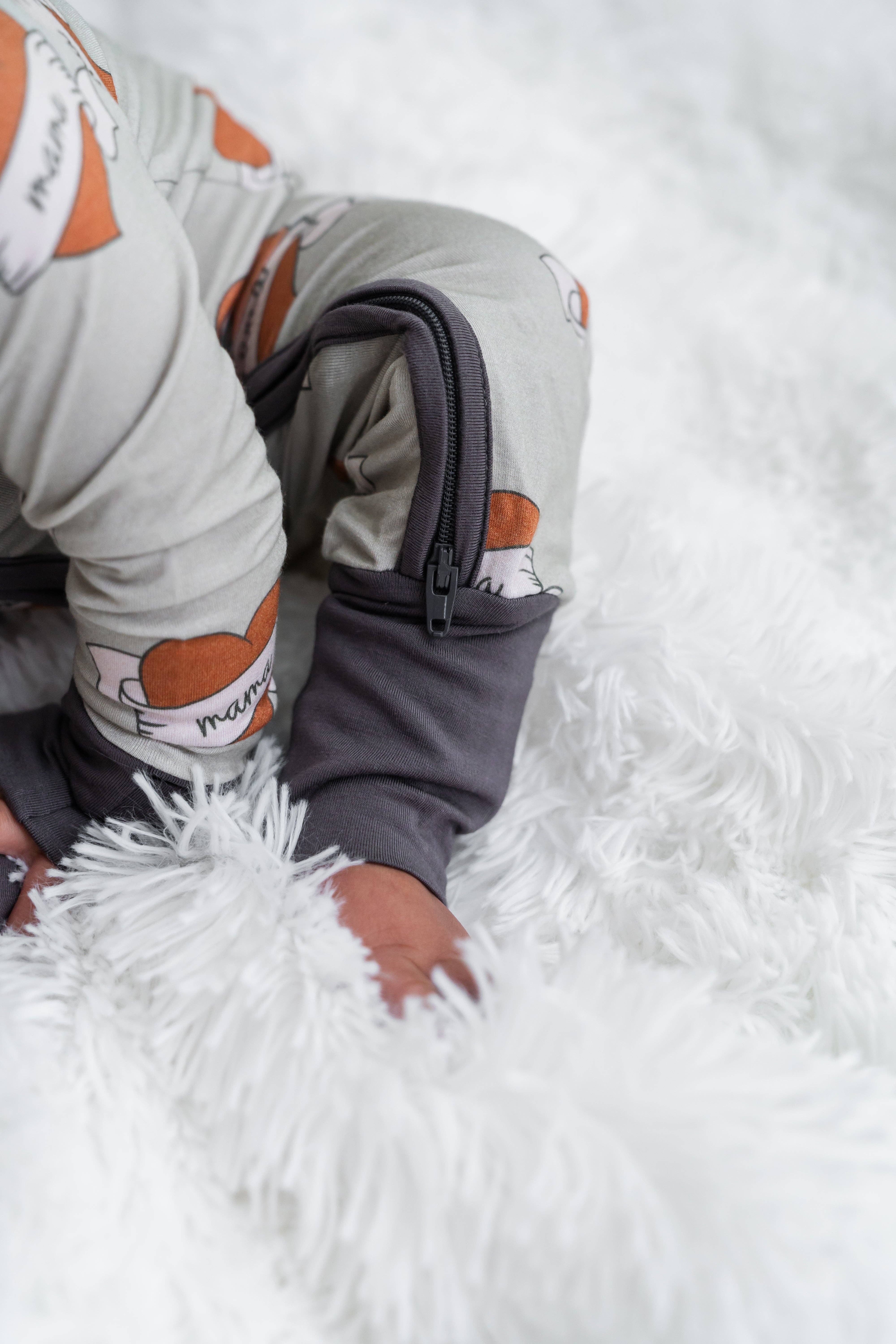 HUGGA BABIES - Wholesale Sleepsuit - Baby - I Heart Mama Bamboo Zipper Lounger2