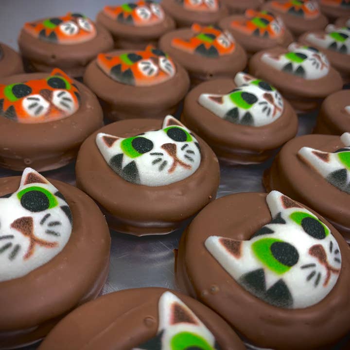 O'Shea's Candies Sweet Shop - Wholesale Chocolate Covered Sweets - O’Oreo “Cat Theme” 🐈 Milk Chocolate 2PK Sealed
