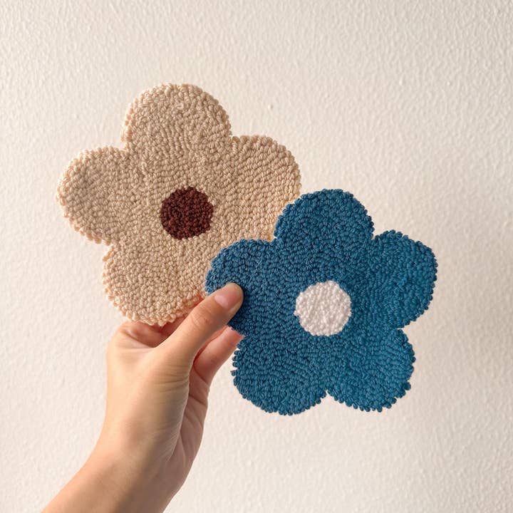 Weavey Studio - Wholesale Car coaster – women's - Weavey Studio, Flower Shape Punch Needle car Coasters2