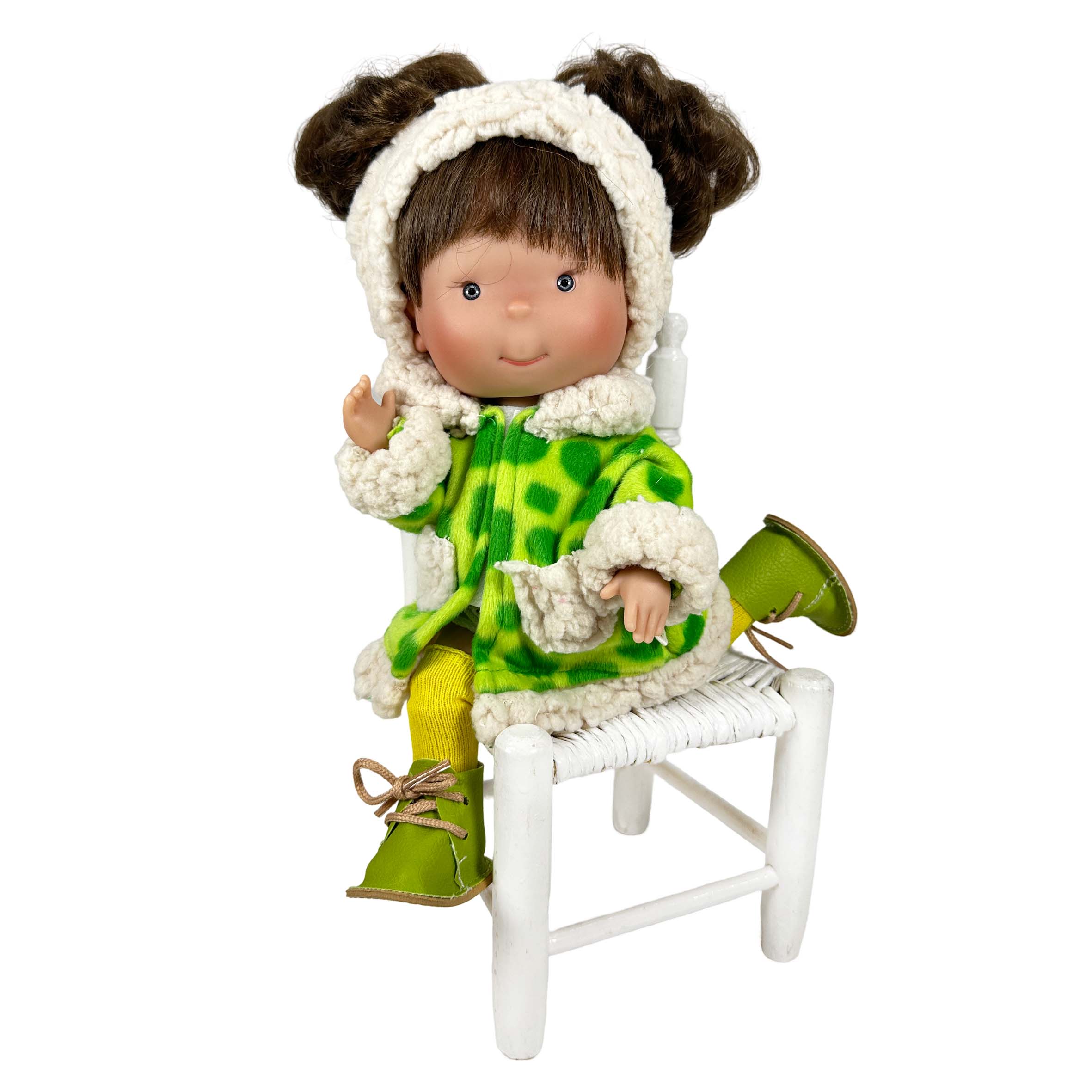 Nines Artesanals d'Onil Dolls – wholesale Docka - Barn – Pippa Docka med grön rock2
