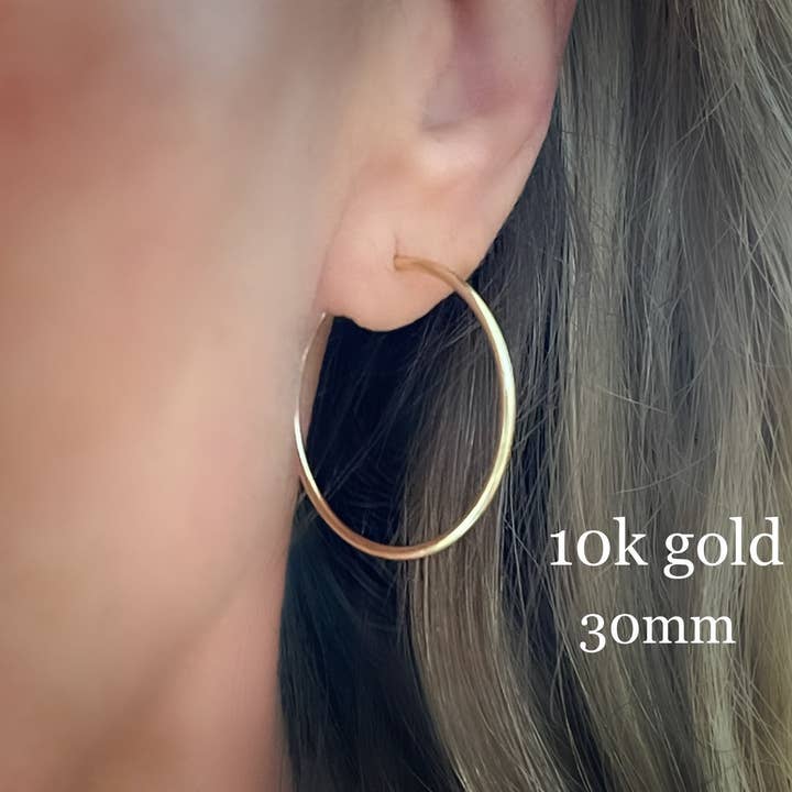 Aros de ouro 10k ~ 3 cms/1,2 polegadas de largura por atacado de Sarah Taylor Designs