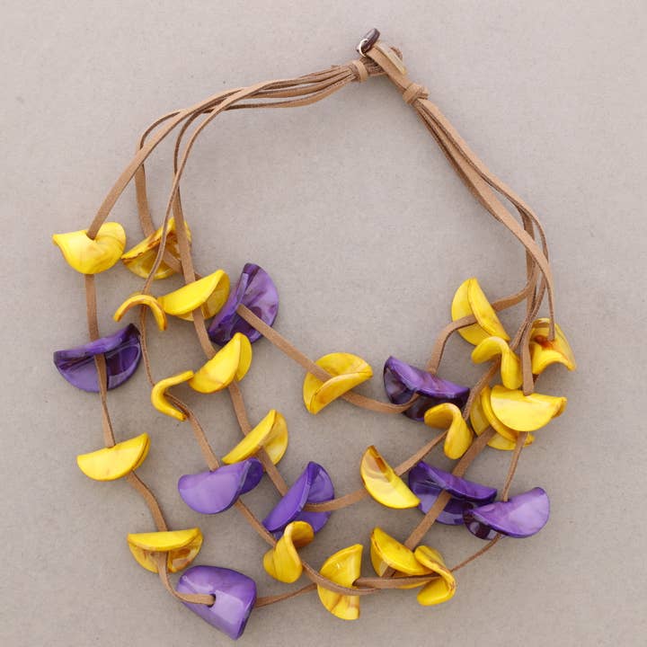 La Cuerda De Sol - Wholesale Beaded/Pearl Necklace - Resin Beaded Necklace