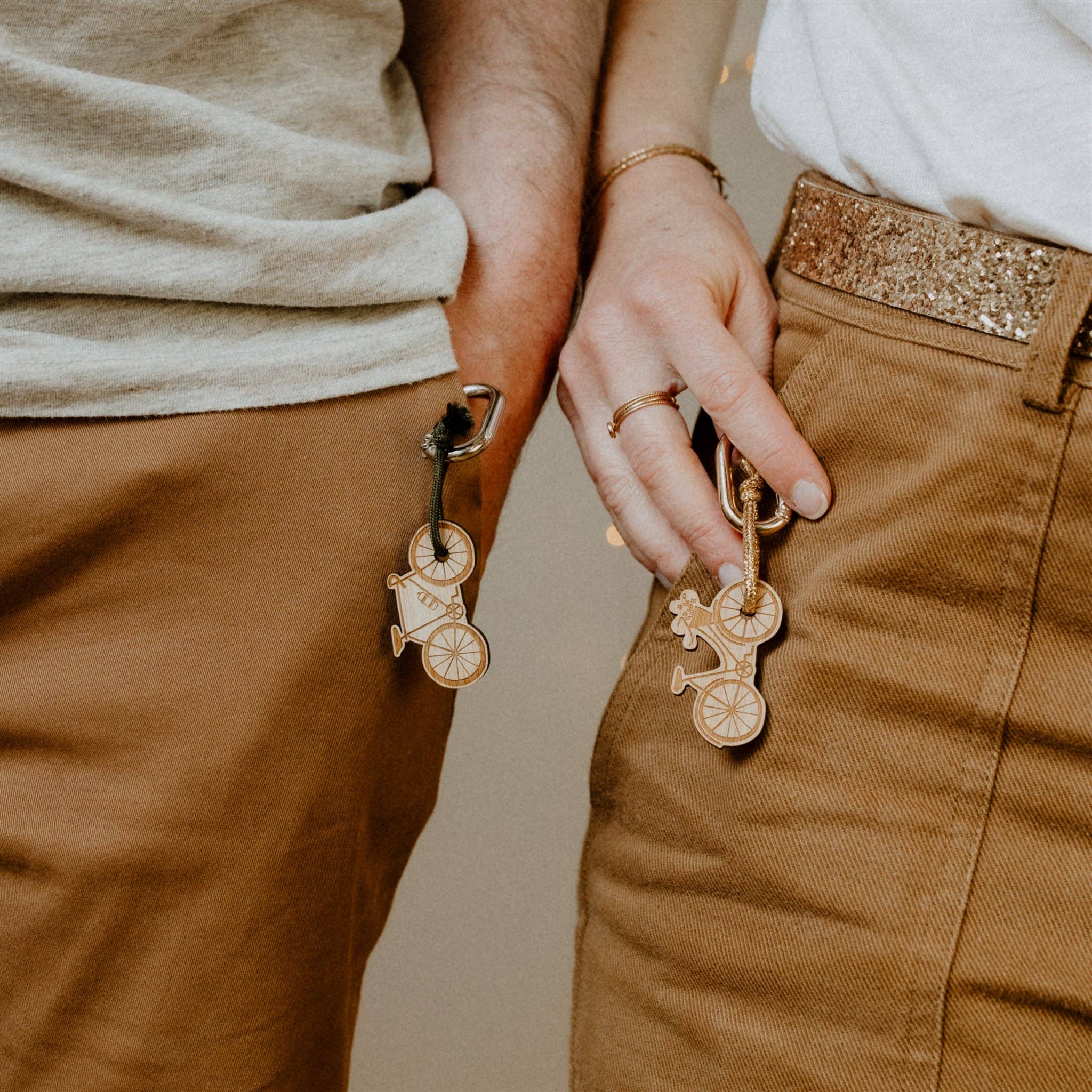 Les Petites Hirondelles - Wholesale Keychain - Unisex - Wooden keychain - Sport bike4