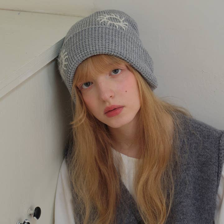 SALINA TRADING INC - Wholesale Beanie – Women's - Handmade Embroidered Sunflower Wool Knit Beanie Cap9