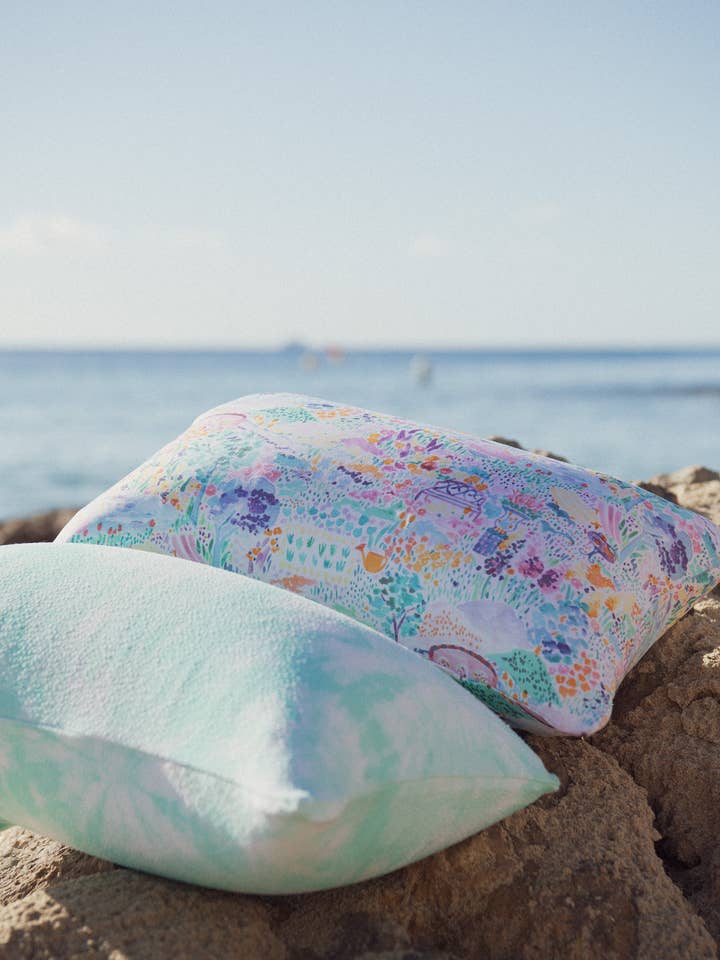 👉🏻 FREE BEACH PILLOW ❤️ for wholesale by Lison Paris