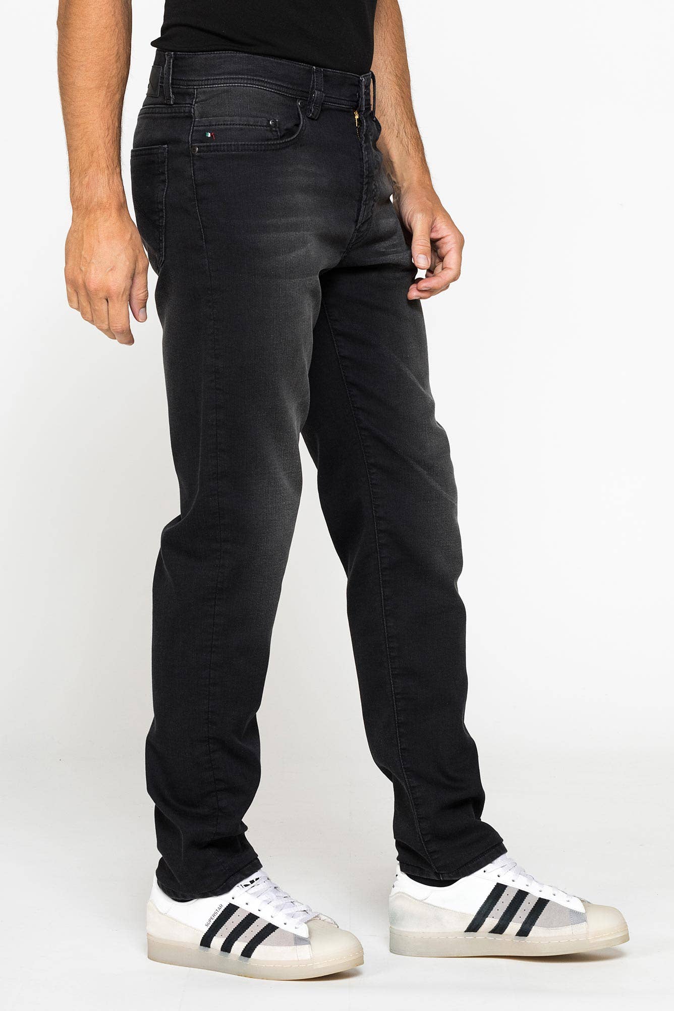 Carrera S.p.A. - Wholesale Jeans - Men's - T707N0900A - PASSPORT JEANS IN OVERDYED DENIM PLAY FABRIC1
