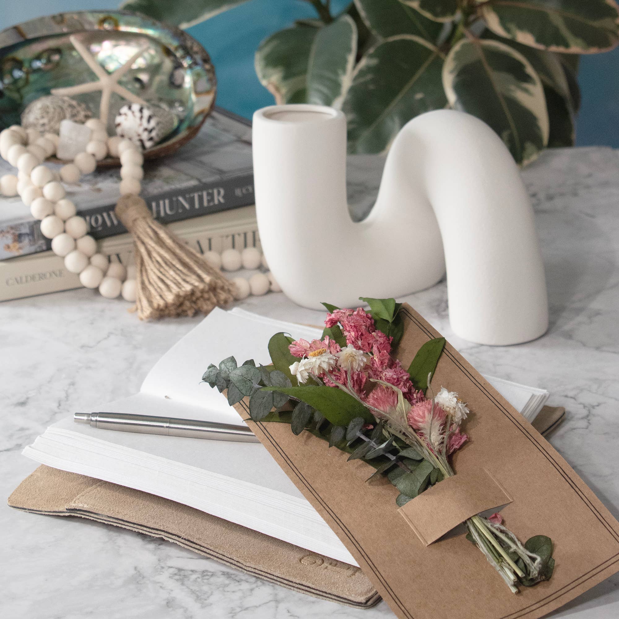 Andaluca - Vente Fleurs artificielles - Mini bouquet d'eucalyptus et de larkspur rose n°572