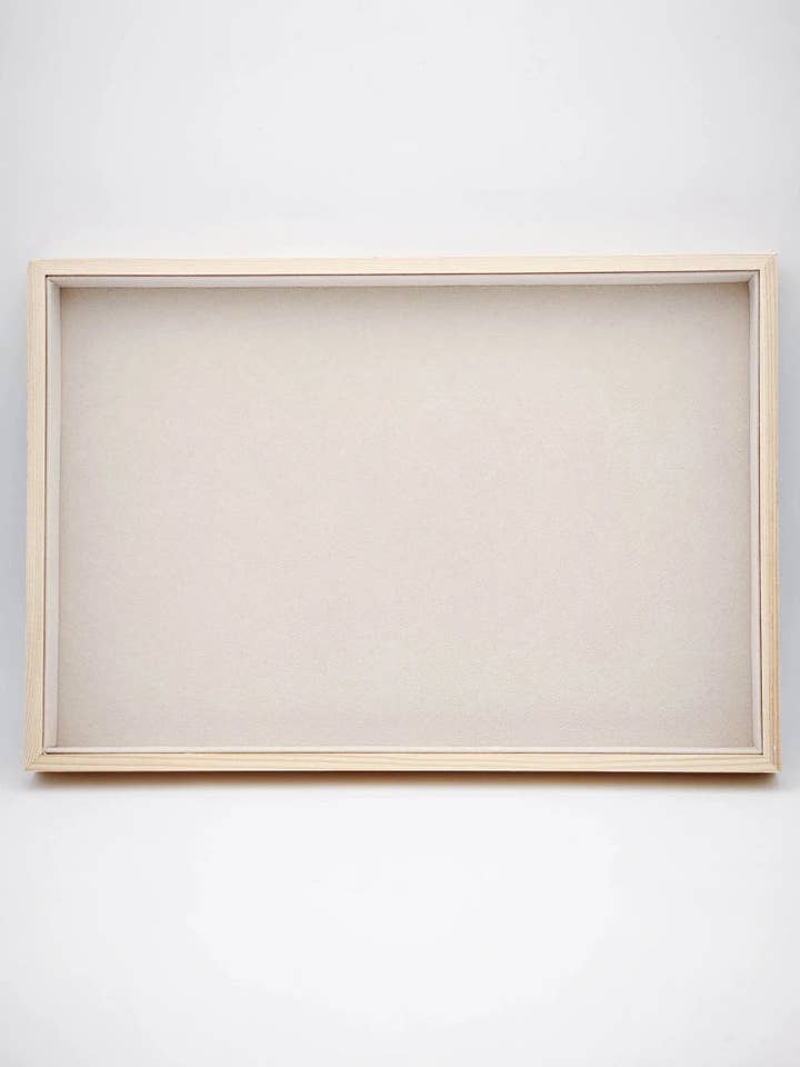 Leere Präsentations- und Aufbewahrungsstände - PRT14 für den Großhandel von Bijoux Mystères