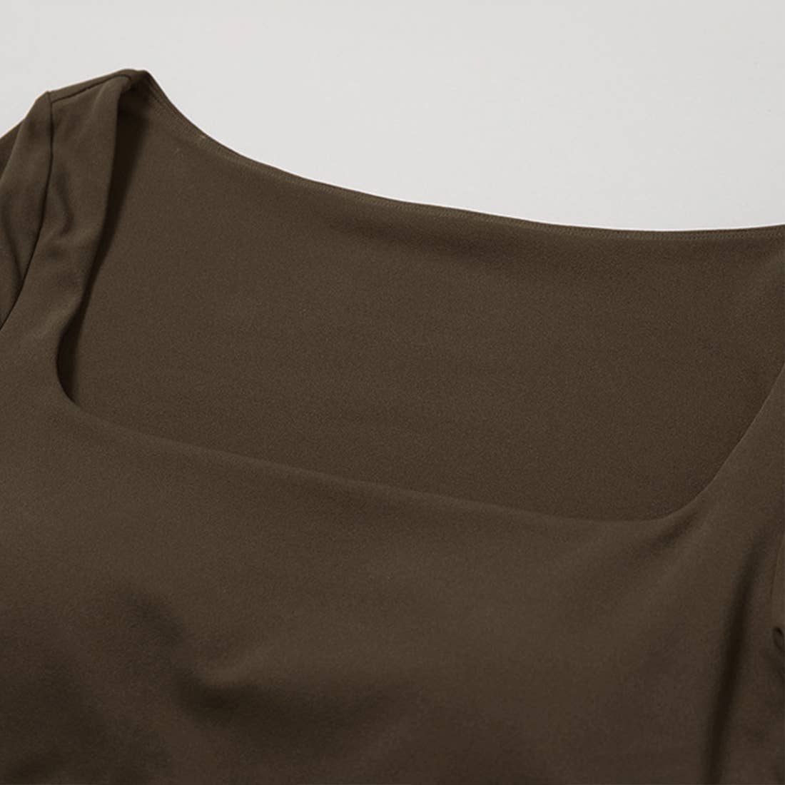 Sodalemon - Wholesale Activewear Set - Women's - 2 Pcs Set Long Sleeve Crop Top Dance Yoga Flare Pants2