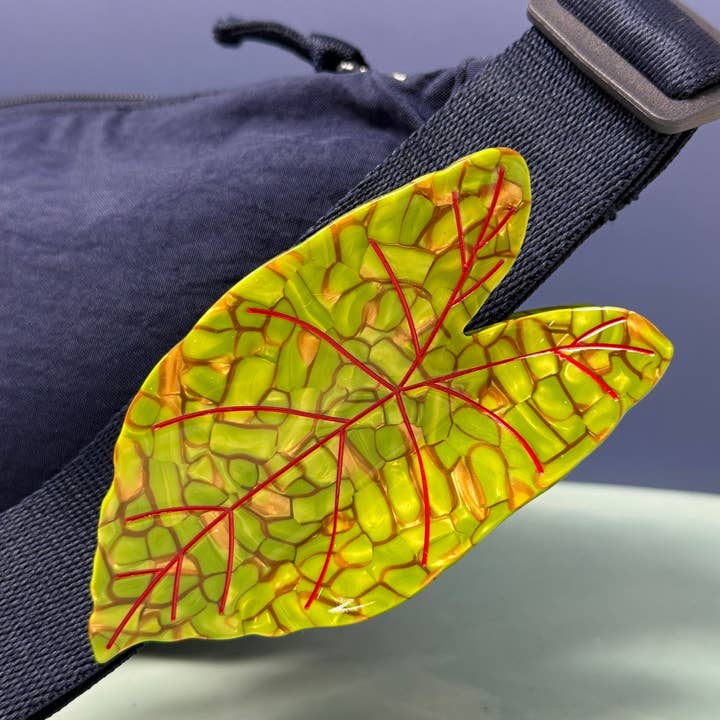 Philodendron Leaf Hair Claw | Green Botanical Acrylic Hair Clip for wholesale by Rainbow Unicorn Birthday Surprise