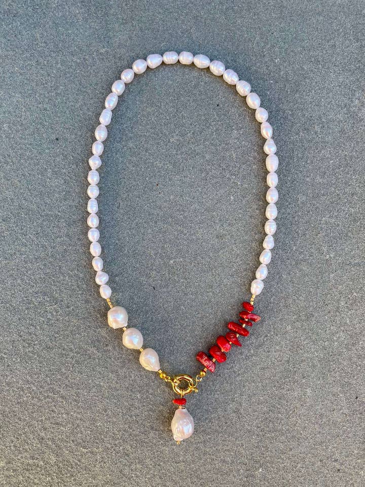 Collana «Quando i coralli incontrano le perle» per la vendita all'ingrosso da parte di Seyyah