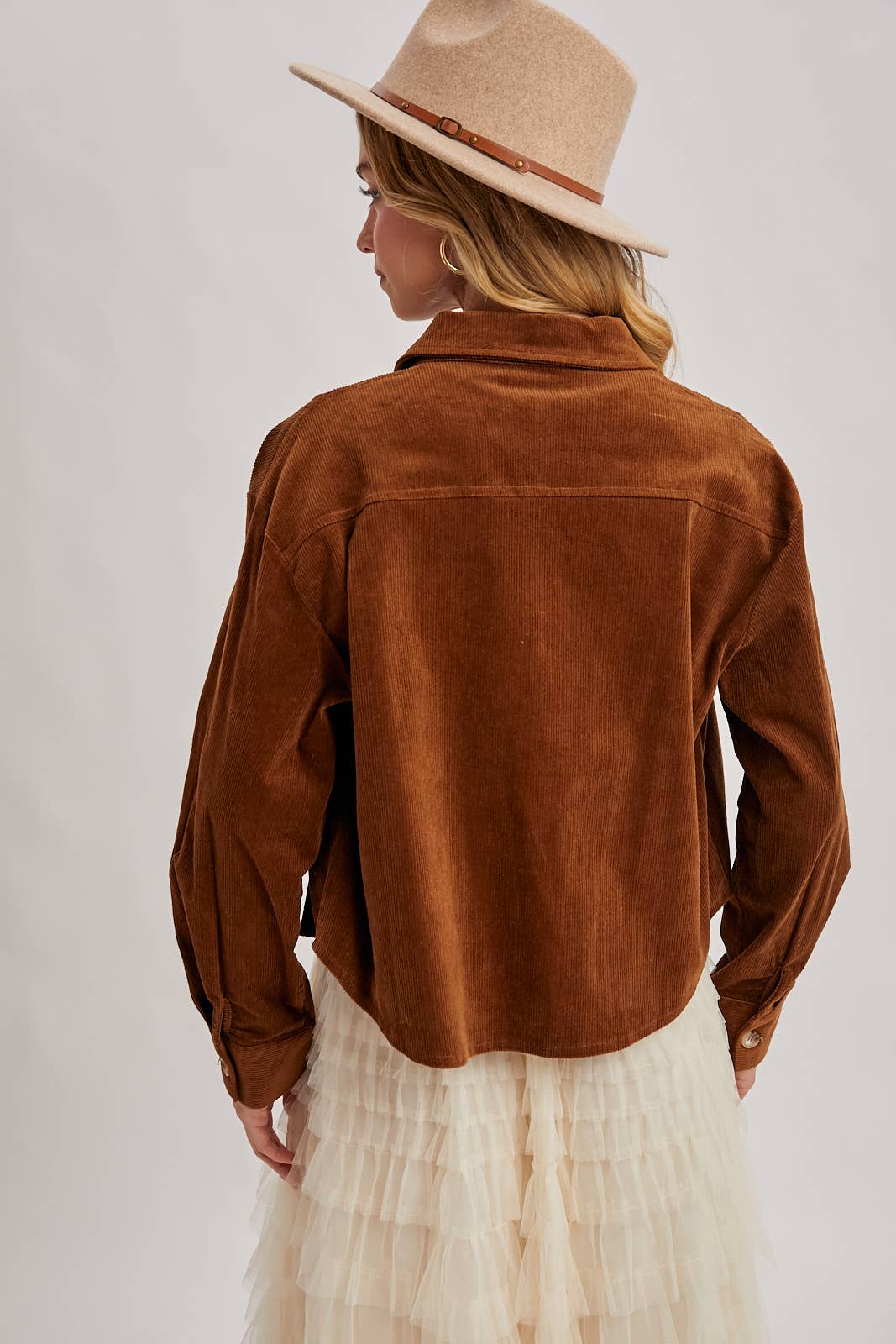 Bluivy - Wholesale Jacket - Women's - CORDUROY CROPPED BUTTON DOWN SHIRT JACKET40