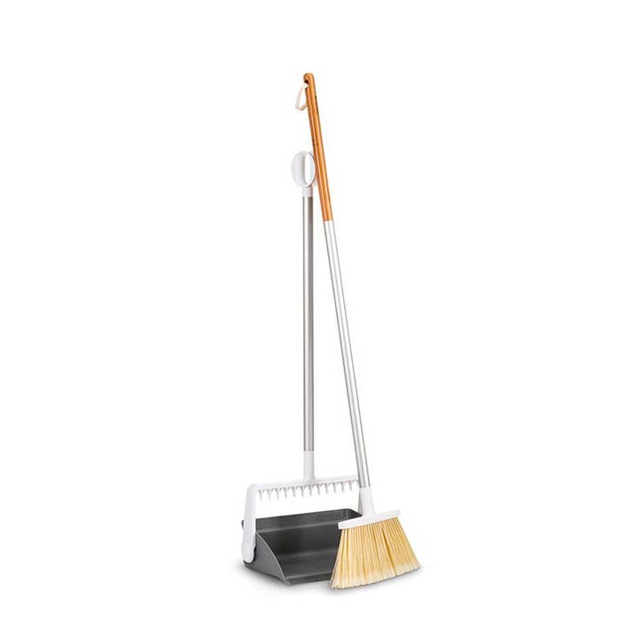 Full Circle Home - Wholesale Broom - Tag Team Compact Broom and Dustpan
