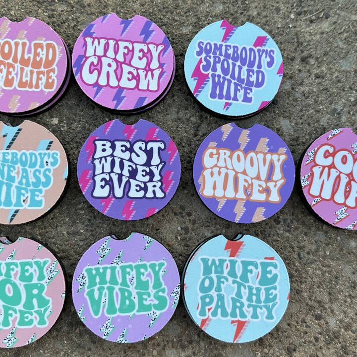 Lot de montagnes russes Wifey Car (10) pour la vente par Evie Rose