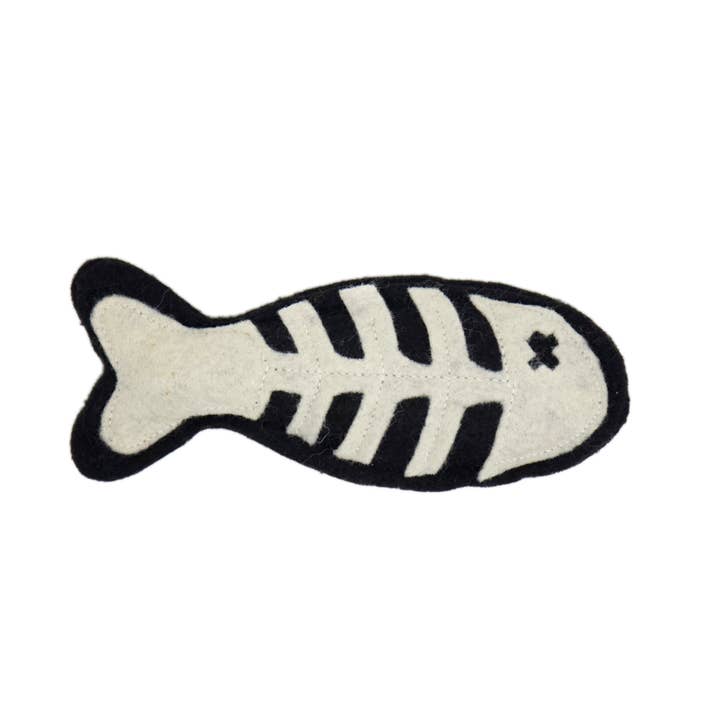 Fuzzbutt Boutique LLC - Wholesale Pet Toy - Cat - Dead Fish Black -Felt Catnip Toy1