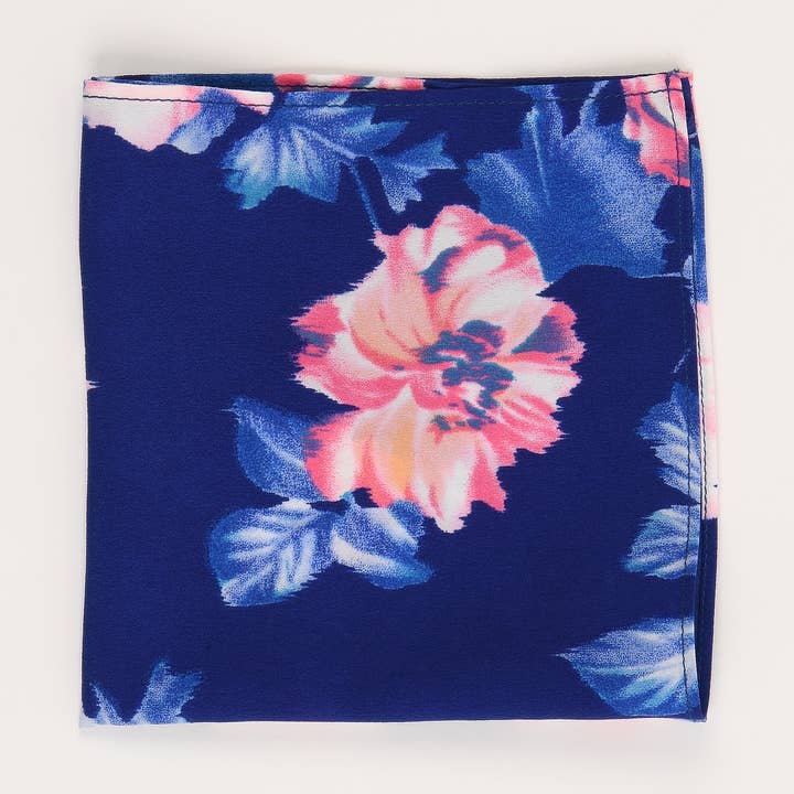 Le Winslow Floral Pocket Square pour la vente par Pocket Square Clothing
