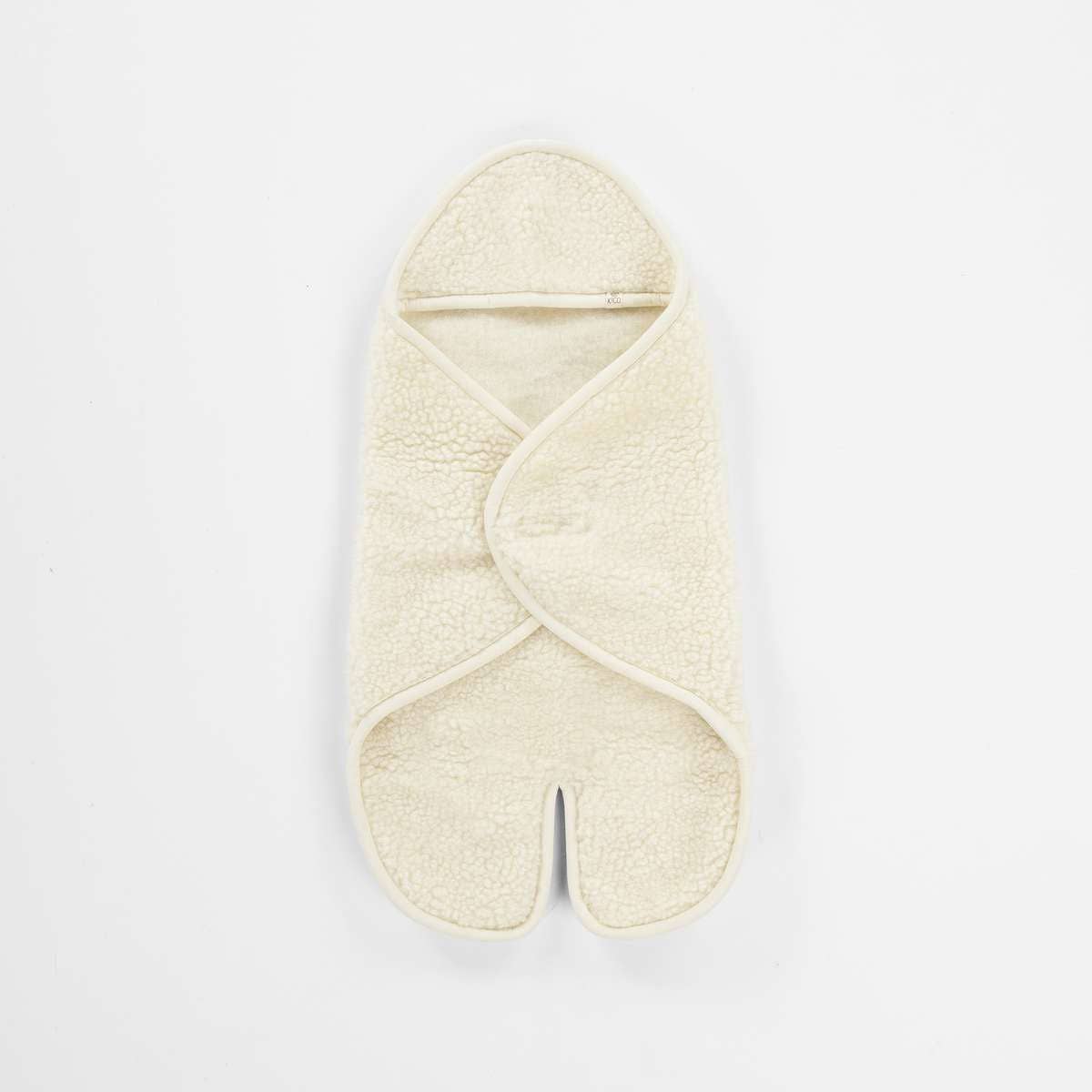 Kico Label - Wholesale Bedding Blanket - Kids & Baby - Baby wrap blanket with feet and hood - Merino wool1