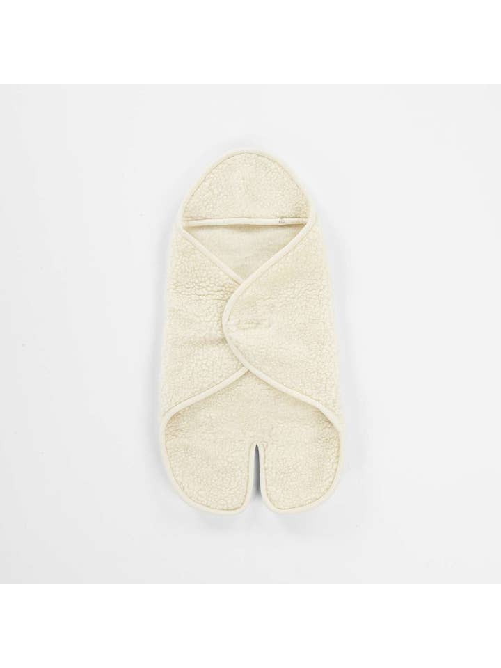 Kico Label - Wholesale Bedding Blanket - Kids & Baby - Baby wrap blanket with feet and hood - Merino wool1