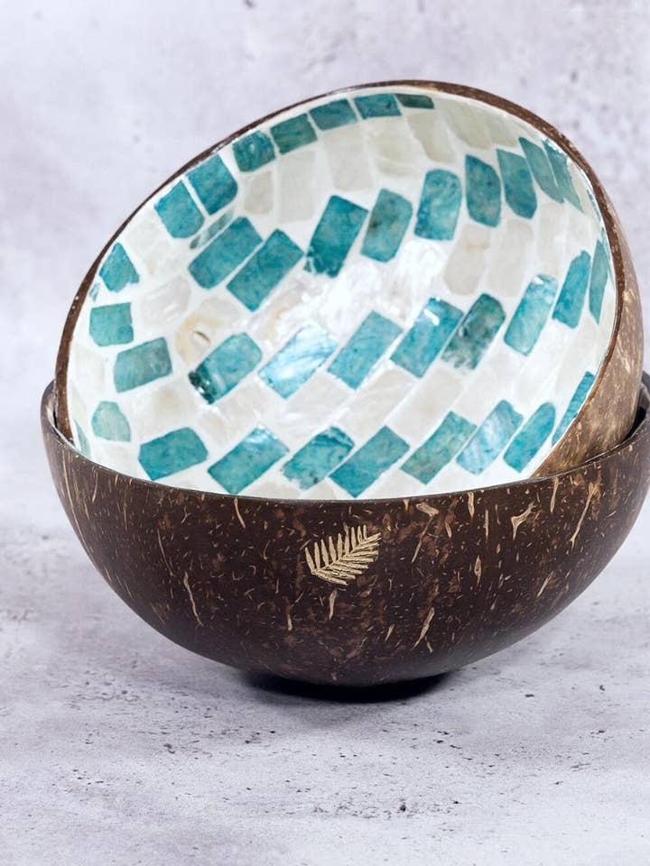 Emerald Mosaic Coconut Bowl for wholesale by JolieJulie-MaLune-VentiLLo