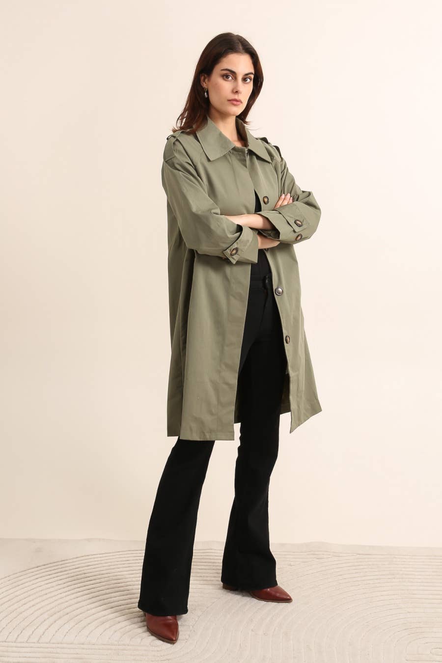 Attrait Paris – wholesale Trenchcoat - Dam – Lång trenchcoat med dold knappslå10