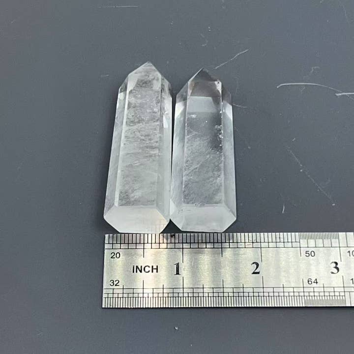 Crystal Deal· Wholesale Crystals & Gifts - Wholesale Spiritual Stone/Crystal - Clear Quartz Tower 2.5–3" – Natural Polished Crystal Point5