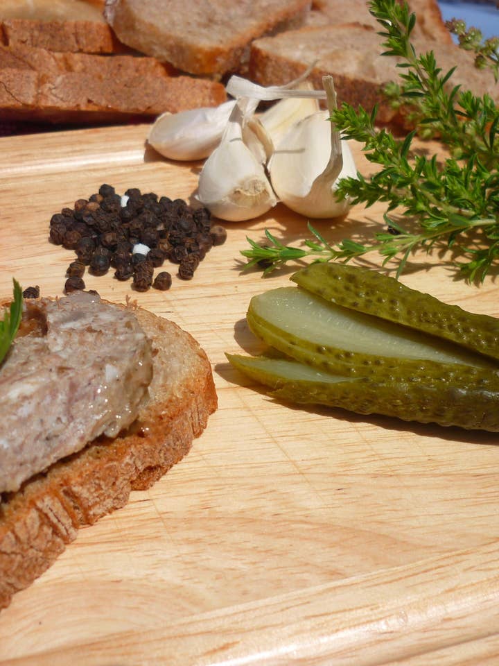 Country pate 130g for wholesale by Maison Regaud