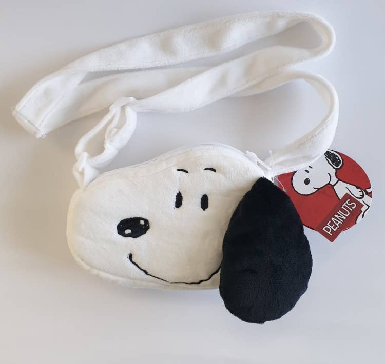 K-Wonderland – wholesale Crossbody bag – kids – Snoopy Face Plush Crossbody Bag – Official Peanuts Licensed0