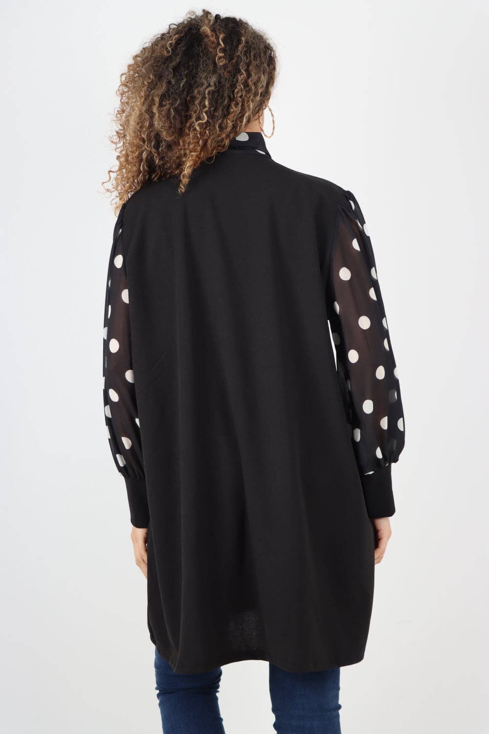 Miss Bold – Engroshandel Tunika - Dame – Italiensk Polka Dot Print Pussy Bow Langærmet Tunika Skjorte3