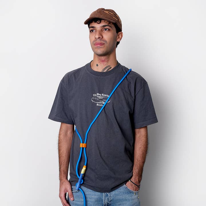 Zee.Dog - Wholesale Pet Leash - Dog - Sapphire | Neopro Hands-Free Leash2