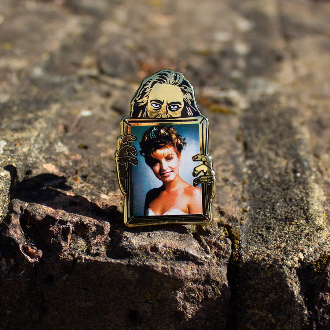 Mink - Wholesale Lapel Pin/Button - 25 Years: the Twin Peaks pin2