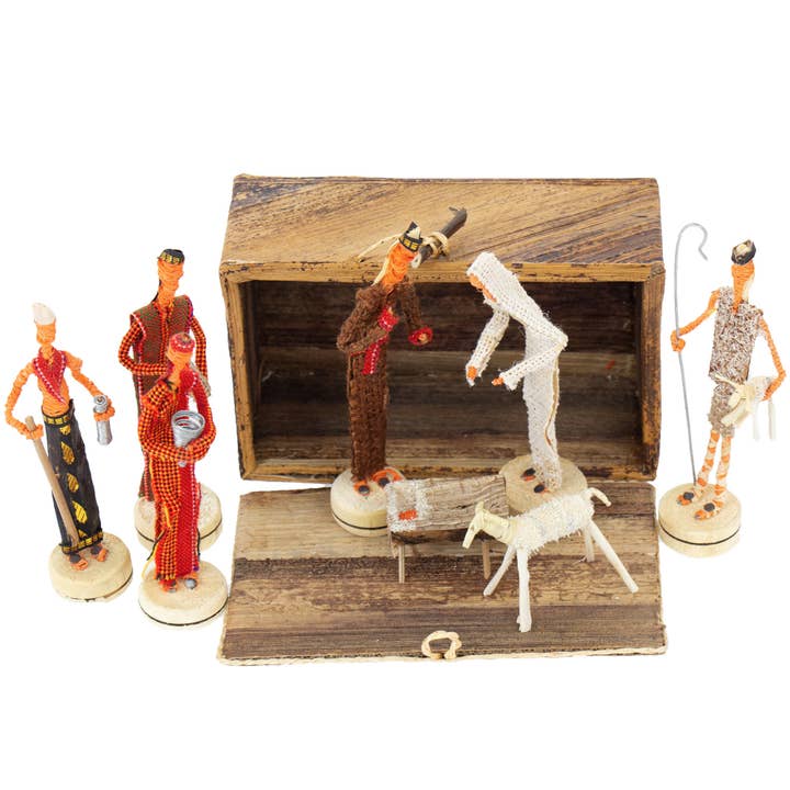 Global Crafts - Wholesale Nativity Scene Decor - Banana Fiber Nativity Set - Kenya
